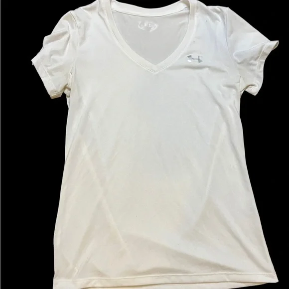3 Womens Under Armour Short Sleeve Shirts - Picture 7 of 9
